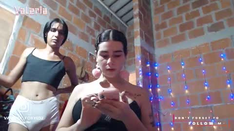   online show from November 3, 2025, 10:10 pm