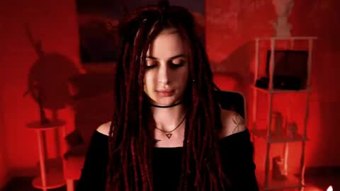 jade_castle online show from May 12, 2026, 4:15 pm