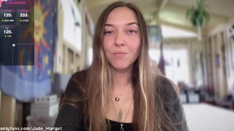 Snapshot of jade_margot chatting on May 17, 2026, 11:23 pm Jade Margot online show from May 17, 2026, 11:23 pm