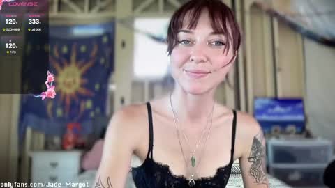 Snapshot of jade_margot chatting on June 4, 2026, 1:22 am Jade Margot online show from June 4, 2026, 1:22 am