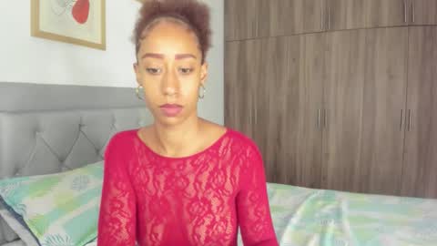 Jade smile online show from February 19, 2026, 2:02 pm