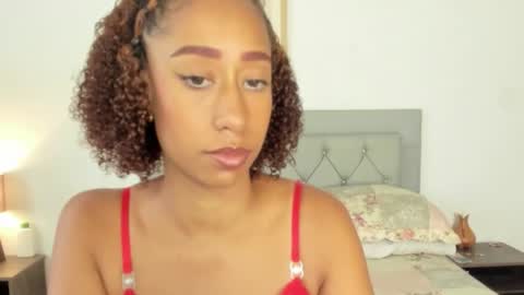 Jade smile online show from March 5, 2026, 3:08 pm