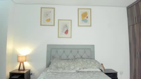 Jade smile online show from March 18, 2026, 12:52 pm