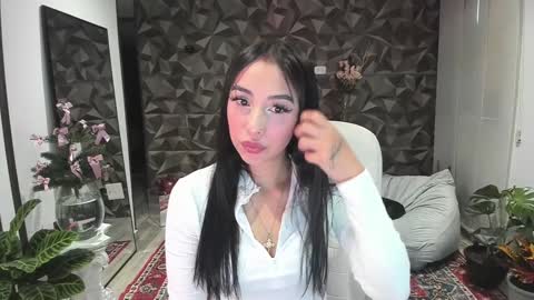 Snapshot of jade_porn chatting on December 5, 2024, 10:55 am Jade  independent model online show from December 5, 2024, 10:55 am