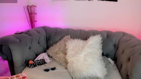 Snapshot of jade_sweetie chatting on December 3, 2025, 3:25 am Jade online show from December 3, 2025, 3:25 am