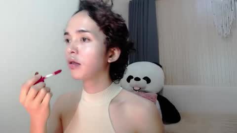 Adriana online show from October 17, 2025, 9:56 am