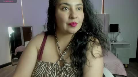 Snapshot of jadebellee chatting on June 22, 2026, 6:05 pm jadebellee online show from June 22, 2026, 6:05 pm