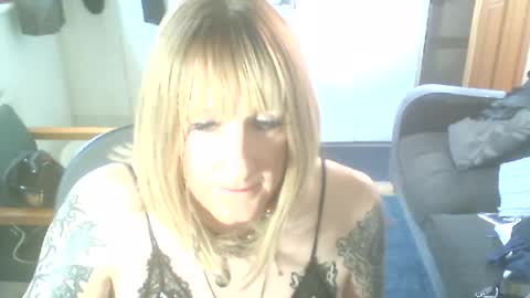 Snapshot of jadeladyboyminx chatting on July 20, 2026, 10:50 am Jademinx online show from July 20, 2026, 10:50 am