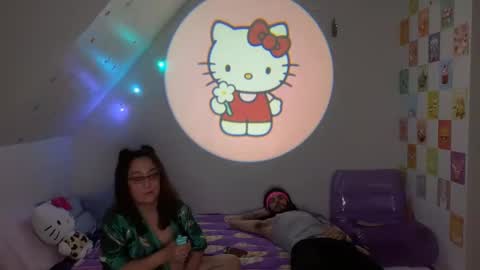 Snapshot of jadelondonxo chatting on February 10, 2025, 4:08 am Jade online show from February 10, 2025, 4:08 am