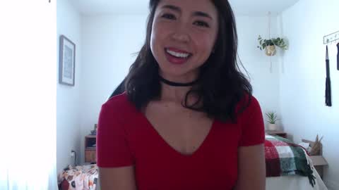 Snapshot of jadelove_ chatting on December 5, 2024, 6:44 pm Jade Love online show from December 5, 2024, 6:44 pm