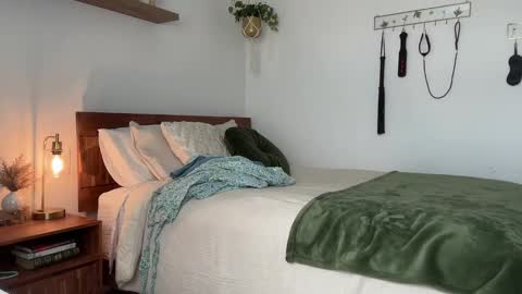 Snapshot of jadelove_ chatting on September 9, 2025, 5:45 pm Jade Love online show from September 9, 2025, 5:45 pm