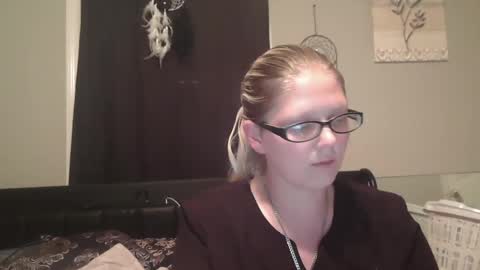 JadeLuv online show from March 3, 2025, 2:47 am