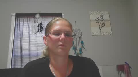 JadeLuv online show from September 27, 2025, 8:36 pm