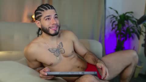 Jaden Feynman online show from November 30, 2025, 4:27 am