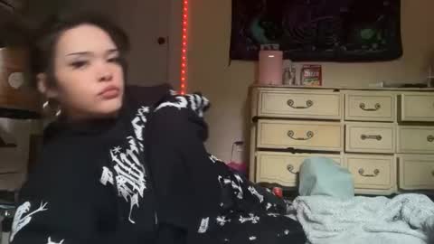 jadenragexoxo online show from April 15, 2026, 2:29 am