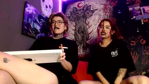 Alex and Venus online show from June 25, 2026, 4:00 pm