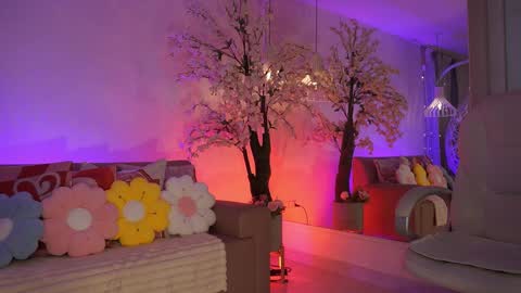 Jade Summer online show from March 30, 2026, 11:33 am