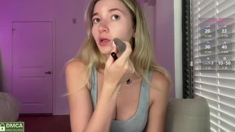 jadewilkinson online show from April 15, 2026, 10:10 pm