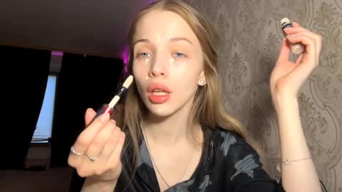 Jane online show from November 27, 2025, 10:39 am