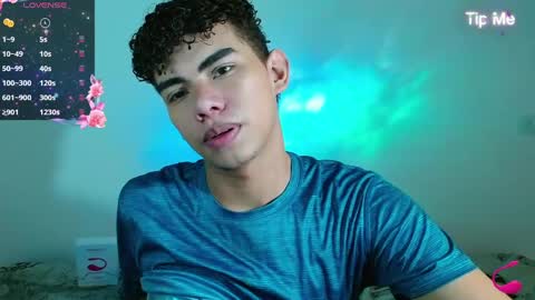 javi15  online show from December 15, 2024, 6:29 am