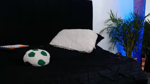 Jaiden online show from November 9, 2025, 6:01 am