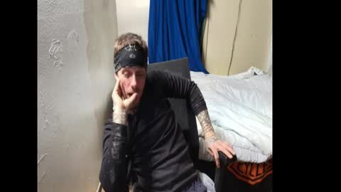 showingitoff online show from January 16, 2026, 6:06 am