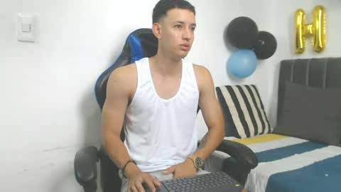 Snapshot of jake_shadow14 chatting on May 1, 2026, 1:59 pm Hi guys im new 3 online show from May 1, 2026, 1:59 pm