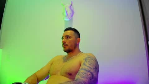 jakestone_1 online show from April 18, 2026, 7:58 pm