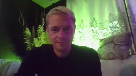 jakjakrabbit online show from October 23, 2025, 9:57 pm