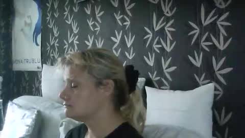 JAKKI LOUISE pornstar online show from October 20, 2025, 2:28 pm