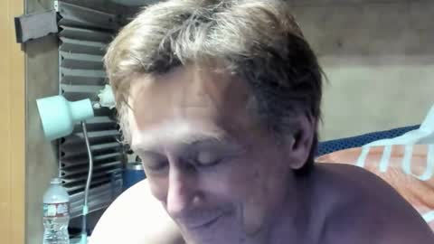 Snapshot of jaleyndaddy chatting on November 4, 2025, 5:28 am jaleyndaddy online show from November 4, 2025, 5:28 am