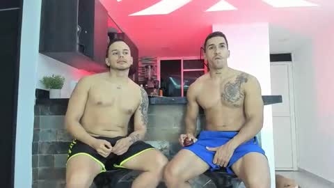 james_and_max online show from May 4, 2026, 4:41 am