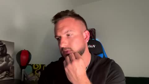 Snapshot of jamesgrayofficial chatting on March 28, 2026, 1:49 am James Gray online show from March 28, 2026, 1:49 am