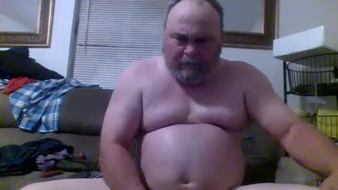 Hey online show from January 8, 2025, 1:21 am