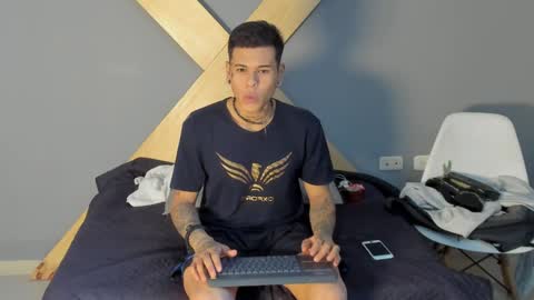 Jamesinked  online show from December 5, 2024, 2:44 pm