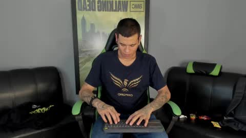 Jamesinked  online show from January 11, 2025, 6:54 pm