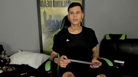 Jamesinked  online show from March 12, 2025, 8:10 pm