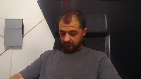 Snapshot of jamesmyersx chatting on July 1, 2026, 3:52 am JamesMyers online show from July 1, 2026, 3:52 am