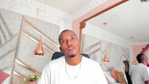 Snapshot of jamesparck chatting on January 3, 2025, 3:44 pm James online show from January 3, 2025, 3:44 pm