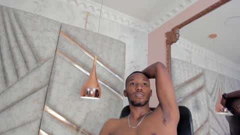 Snapshot of jamesparck chatting on January 30, 2025, 6:10 pm James online show from January 30, 2025, 6:10 pm