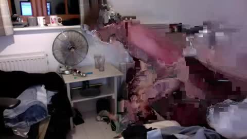 jamesrut1 online show from October 13, 2025, 6:52 pm