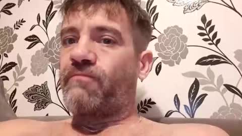 jamie198307 online show from April 5, 2026, 9:56 pm