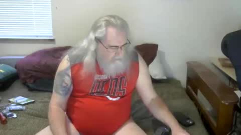 jamielove1975 online show from April 26, 2026, 9:45 pm