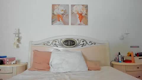 Vika online show from September 29, 2025, 6:13 pm