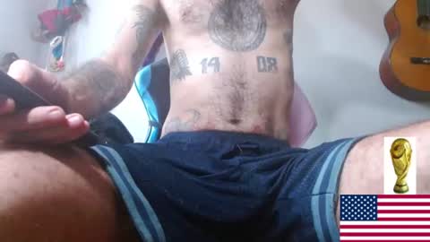 Snapshot of jammes_owen chatting on June 19, 2026, 6:01 pm Jammes. online show from June 19, 2026, 6:01 pm