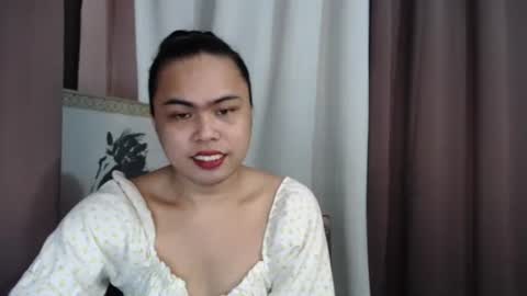 janelovers online show from December 15, 2025, 8:40 am