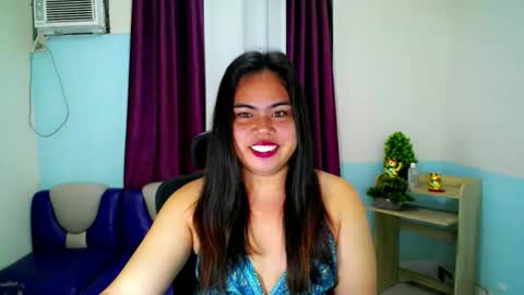 janelovers online show from May 19, 2026, 9:10 pm