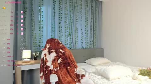 Snapshot of janetfletcher chatting on February 10, 2025, 10:42 am janetfletcher online show from February 10, 2025, 10:42 am