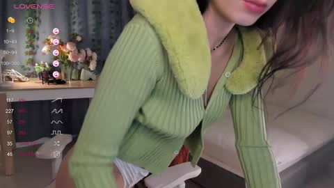 Snapshot of janetfletcher chatting on October 13, 2025, 1:55 pm janetfletcher online show from October 13, 2025, 1:55 pm