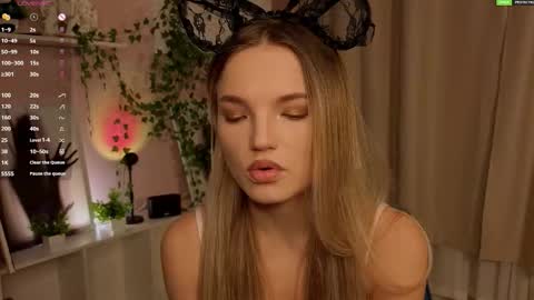 Hi Im Alice and here youll find something online show from November 30, 2025, 6:06 am